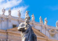 Statua di San Pietro, Città del Vaticano